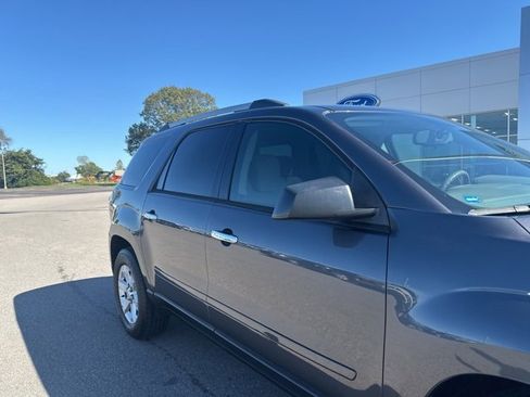 Used 2014 GMC Acadia SLE image 7