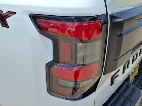 Used 2026 Nissan Frontier Pro-X w/ Pro-X Convenience Package RWD image 10