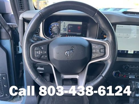 Used 2022 Ford Bronco Badlands image 14