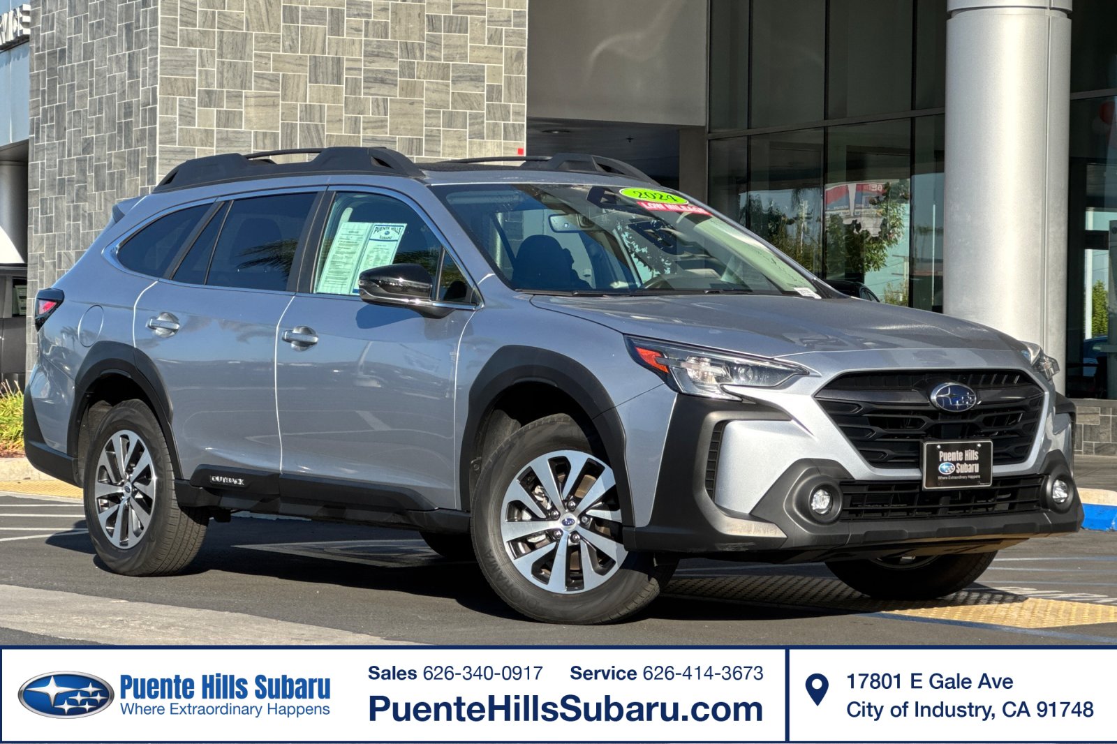 Certified 2024 Subaru Outback Premium w/ Popular Package #1 AWD/4WD image 1