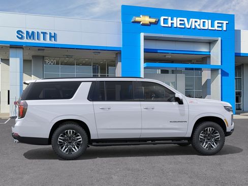 New 2026 Chevrolet Suburban Z71 w/ Sun And Tow Package AWD/4WD image 5