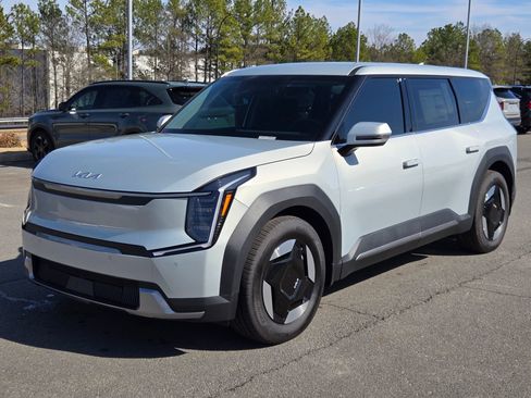 New 2026 Kia EV9 Light image 3