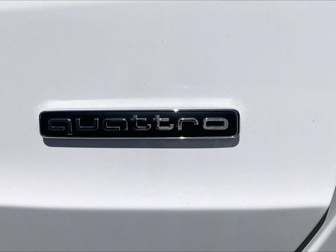 Used 2020 Audi Q3 2.0T Prestige AWD/4WD image 7