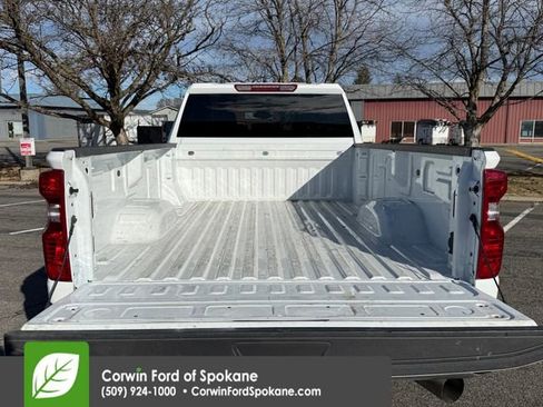 Used 2025 Chevrolet Silverado 2500 LT w/ Convenience Package image 18