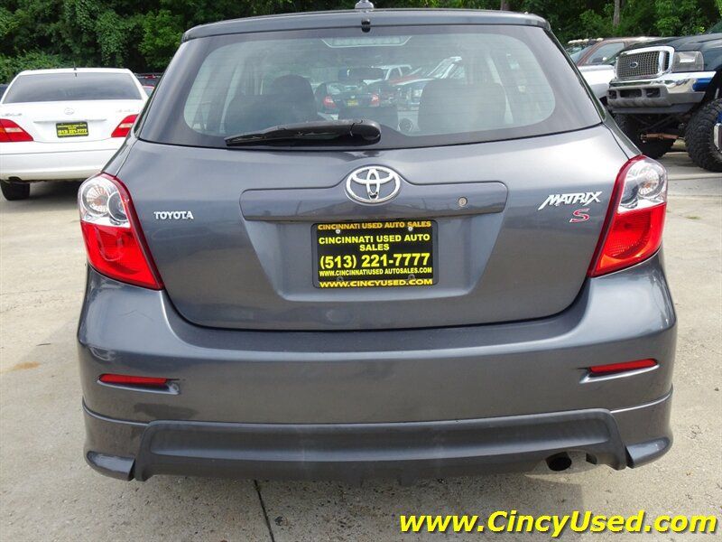 Used 2010 Toyota Matrix S w/ Sport Pkg FWD image 8