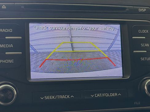 Used 2019 Kia Sportage LX FWD image 16
