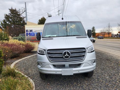 Used 2021 Mercedes-Benz Sprinter 3500 image 35