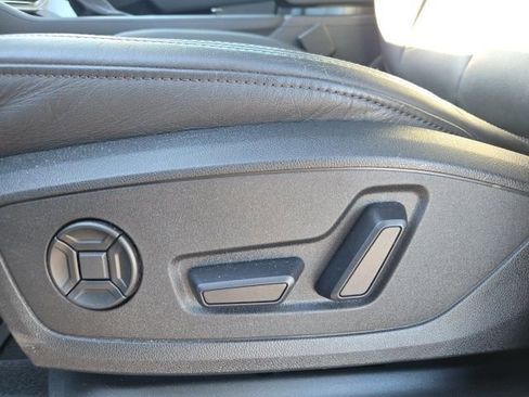 Used 2022 Audi Q3 2.0T Premium image 24