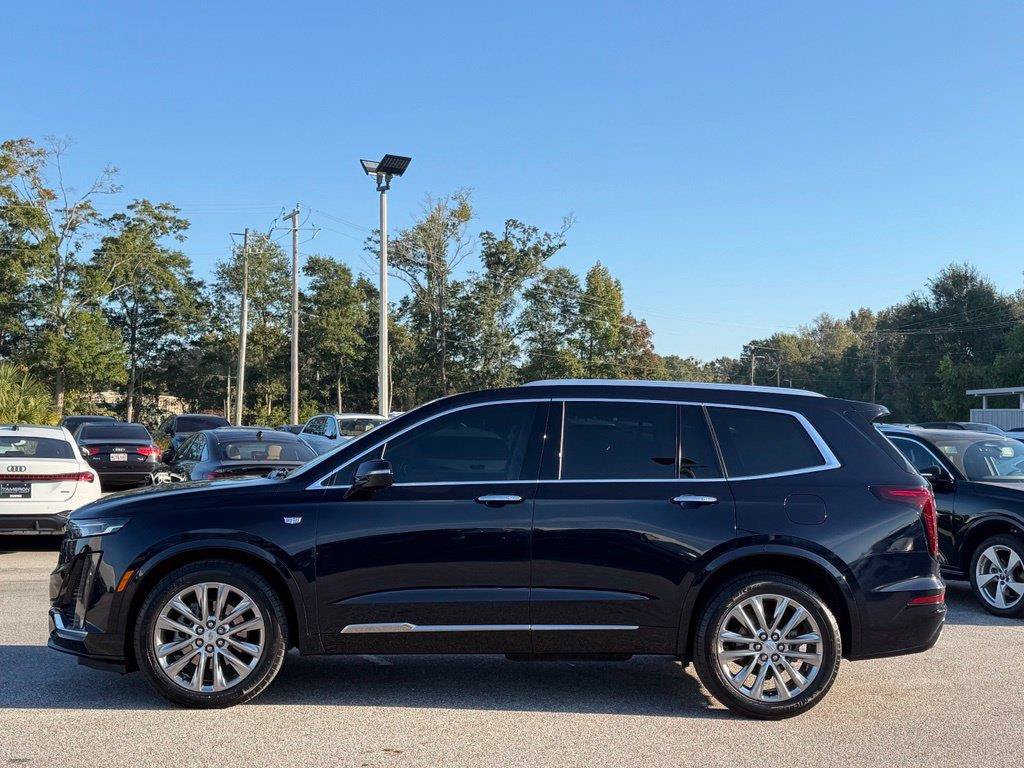 Used 2021 Cadillac XT6 Premium Luxury FWD image 6