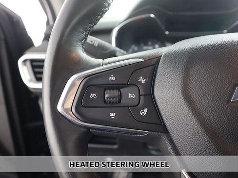 Used 2022 Chevrolet TrailBlazer LT w/ Sun and Liftgate Package image 8