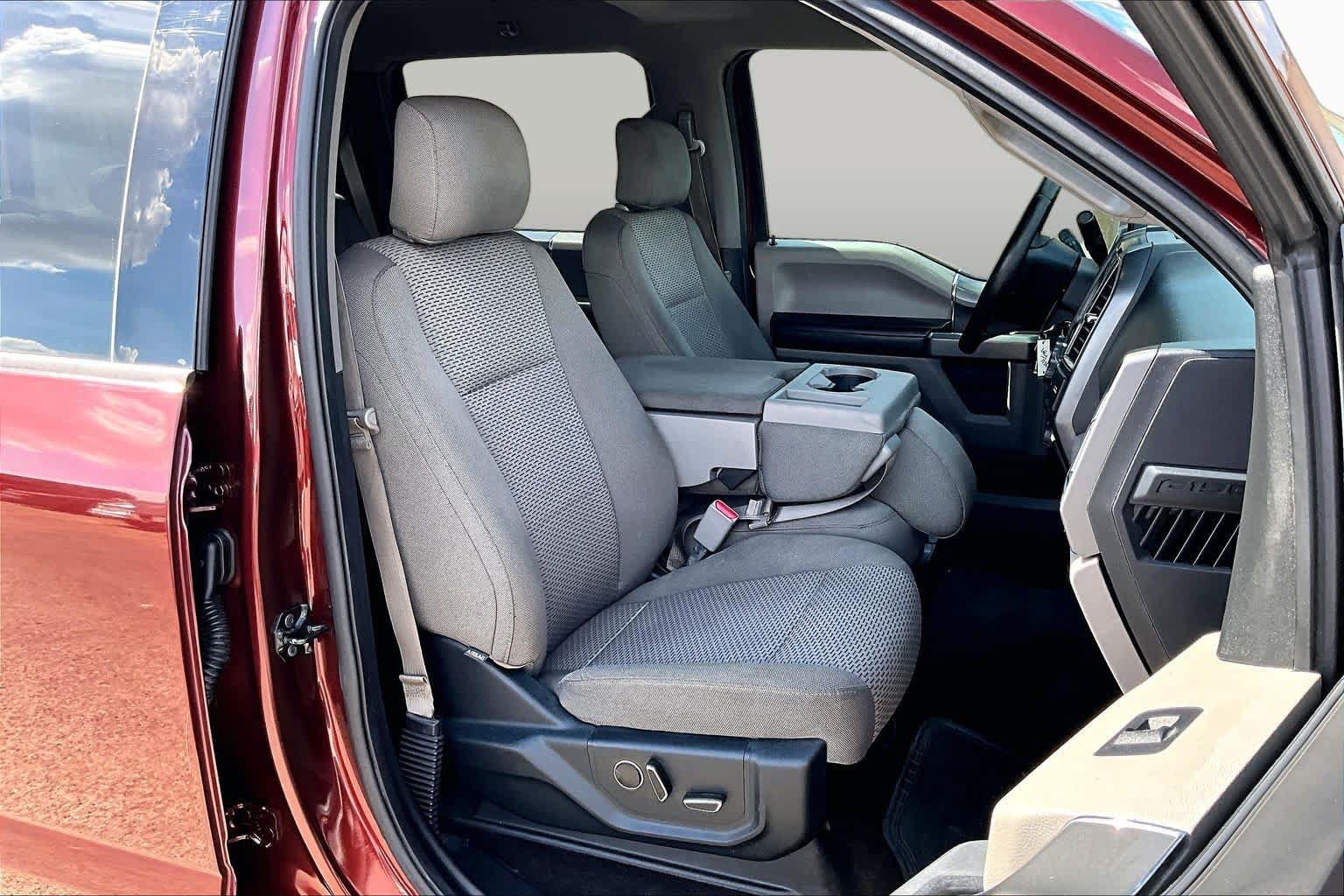 Used 2015 Ford F150 XLT w/ Equipment Group 302A Luxury RWD image 11