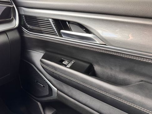 Used 2022 Jeep Wagoneer Series III image 24