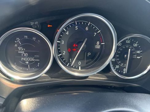 Used 2021 MAZDA MX-5 Miata Club image 3