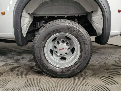 New 2026 GMC Sierra 3500 Pro image 12