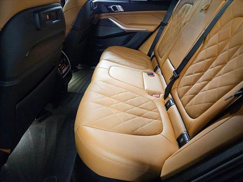 Certified 2023 BMW X5 M50i w/ Executive Package image 18