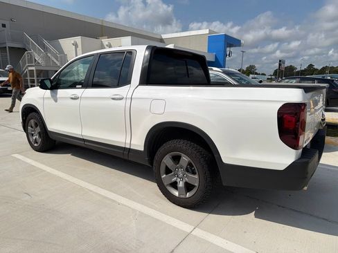 Used 2025 Honda Ridgeline TrailSport image 6