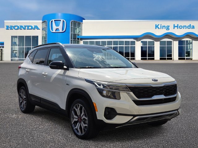 Used 2021 Kia Seltos S AWD/4WD image 5