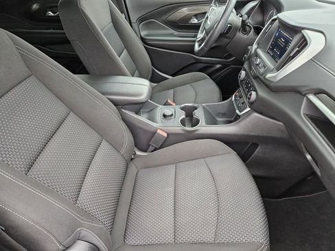 Used 2024 GMC Terrain SLE image 15
