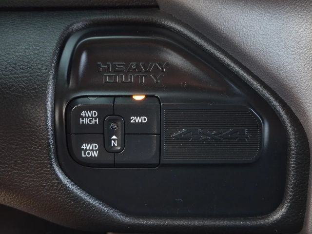 Used 2022 RAM 2500 Big Horn AWD/4WD image 24