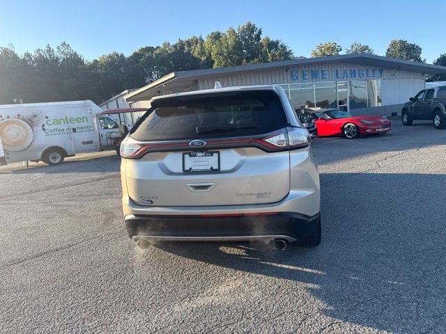 Used 2018 Ford Edge Titanium w/ Technology Package FWD image 19