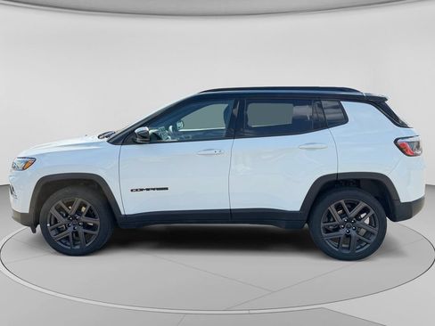 Used 2026 Jeep Compass Limited AWD/4WD image 6