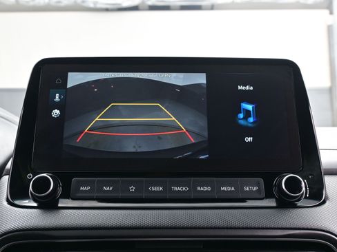 Certified 2023 Hyundai Kona SEL w/ Convenience Package image 19