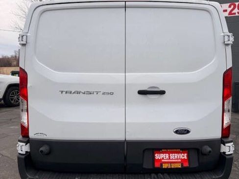 Used 2015 Ford Transit 250 148 Low Roof image 3