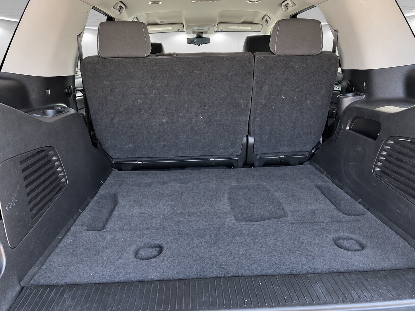 Used 2019 Chevrolet Tahoe LS AWD/4WD image 24