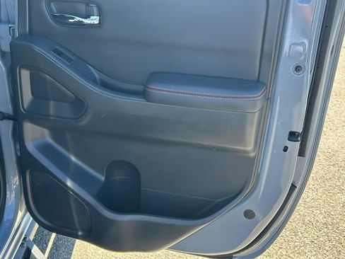 Used 2023 Nissan Frontier Pro-X w/ Technology Package RWD image 12