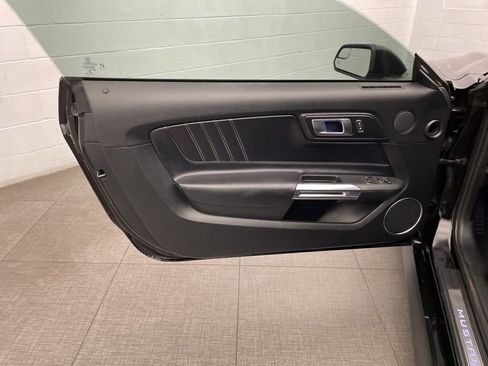 Used 2020 Ford Mustang Premium image 19
