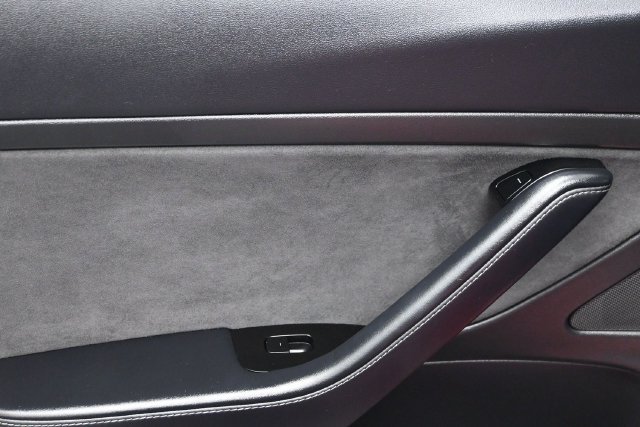 Used 2020 Tesla Model 3 Standard Range RWD image 10