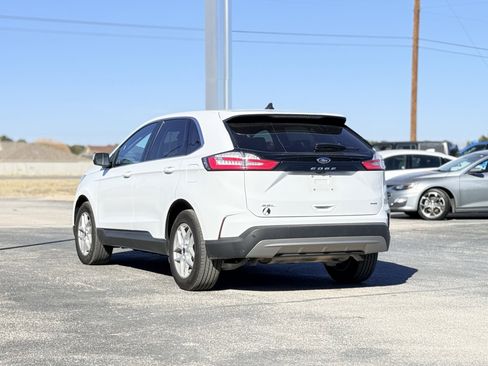 Used 2023 Ford Edge SEL image 7