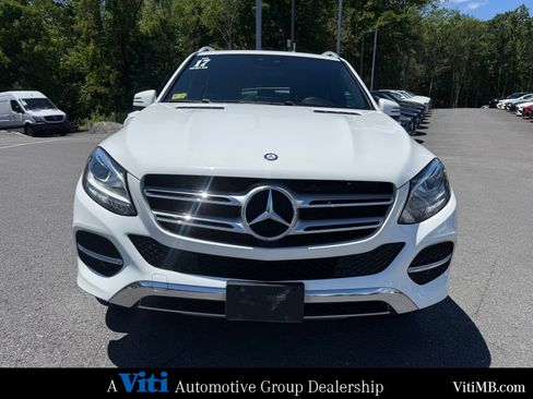 Used 2017 Mercedes-Benz GLE 350 4MATIC image 3
