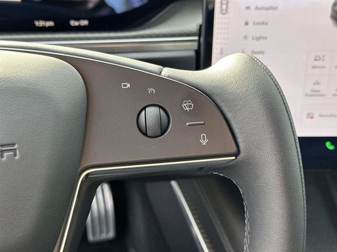 Used 2023 Tesla Model S Plaid image 25