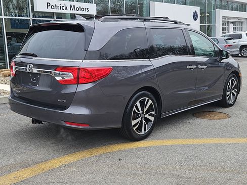 Used 2018 Honda Odyssey Elite image 2
