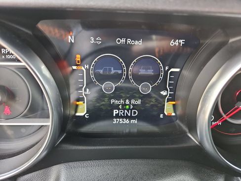 Used 2022 Jeep Gladiator Mojave AWD/4WD image 16