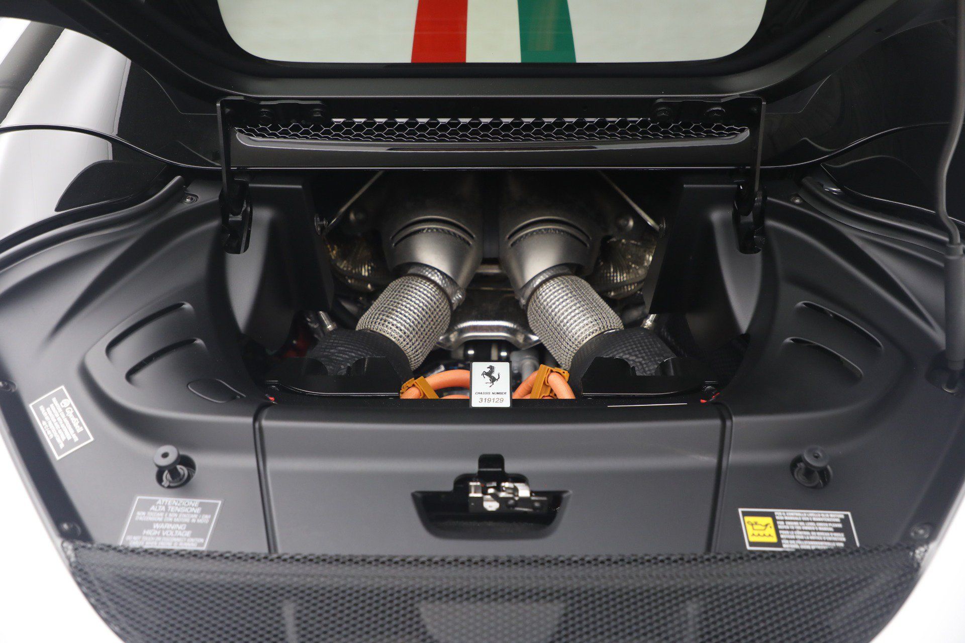 Certified 2025 Ferrari 296 GTS RWD image 39