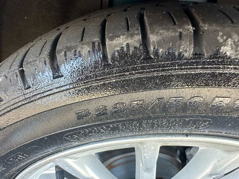 Used 2015 Ford C-MAX SEL w/ Equipment Group 302A image 19