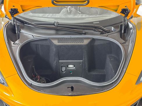 Used 2020 McLaren 600LT Spider image 27