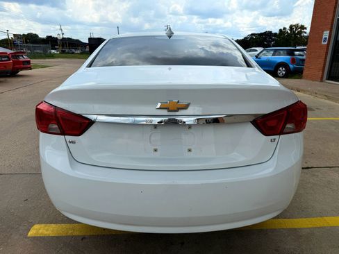 Used 2017 Chevrolet Impala LT image 7