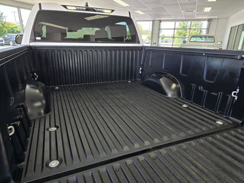 Certified 2025 Toyota Tundra SR5 w/ TRD Off-Road Package AWD/4WD image 14
