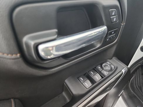 Used 2022 GMC Sierra 1500 AT4 w/ AT4 Premium Package AWD/4WD image 23