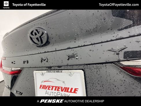 New 2026 Toyota Camry SE FWD image 18