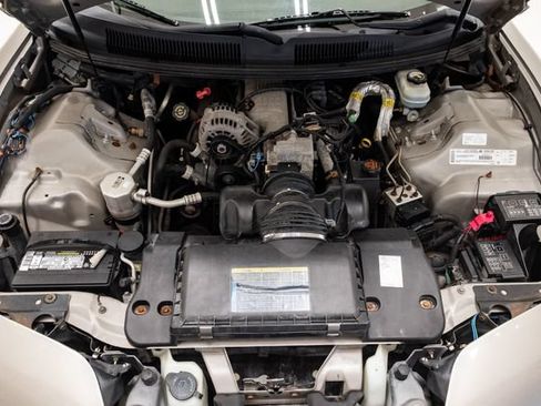 Used 2002 Pontiac Firebird Convertible RWD image 3