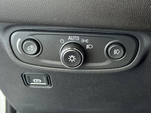 Used 2023 GMC Terrain AT4 w/ LPO, Cargo Package AWD/4WD image 35