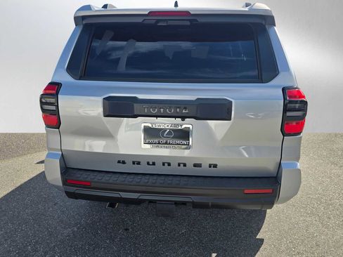 Used 2025 Toyota 4Runner SR5 image 4