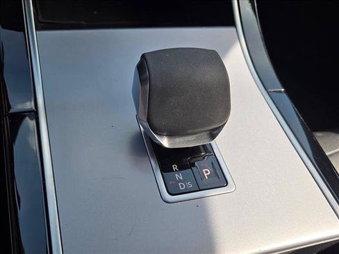 Used 2024 Land Rover Range Rover Evoque S AWD/4WD image 13