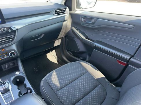 Used 2024 Ford Escape Active FWD image 16