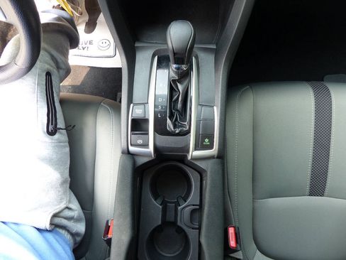 Used 2020 Honda Civic LX image 29