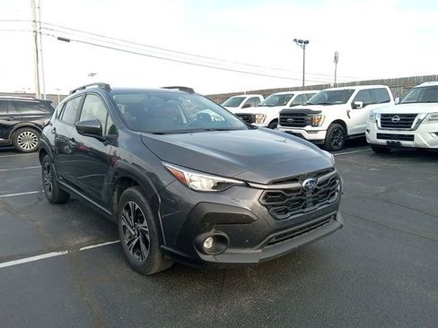 Used 2025 Subaru Crosstrek 2.0i Premium image 1